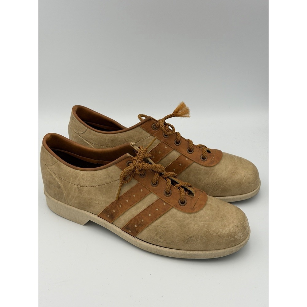 Vintage AMF Bowling Shoes Tan Brown Retro 70s Leather Lace Up —for display
